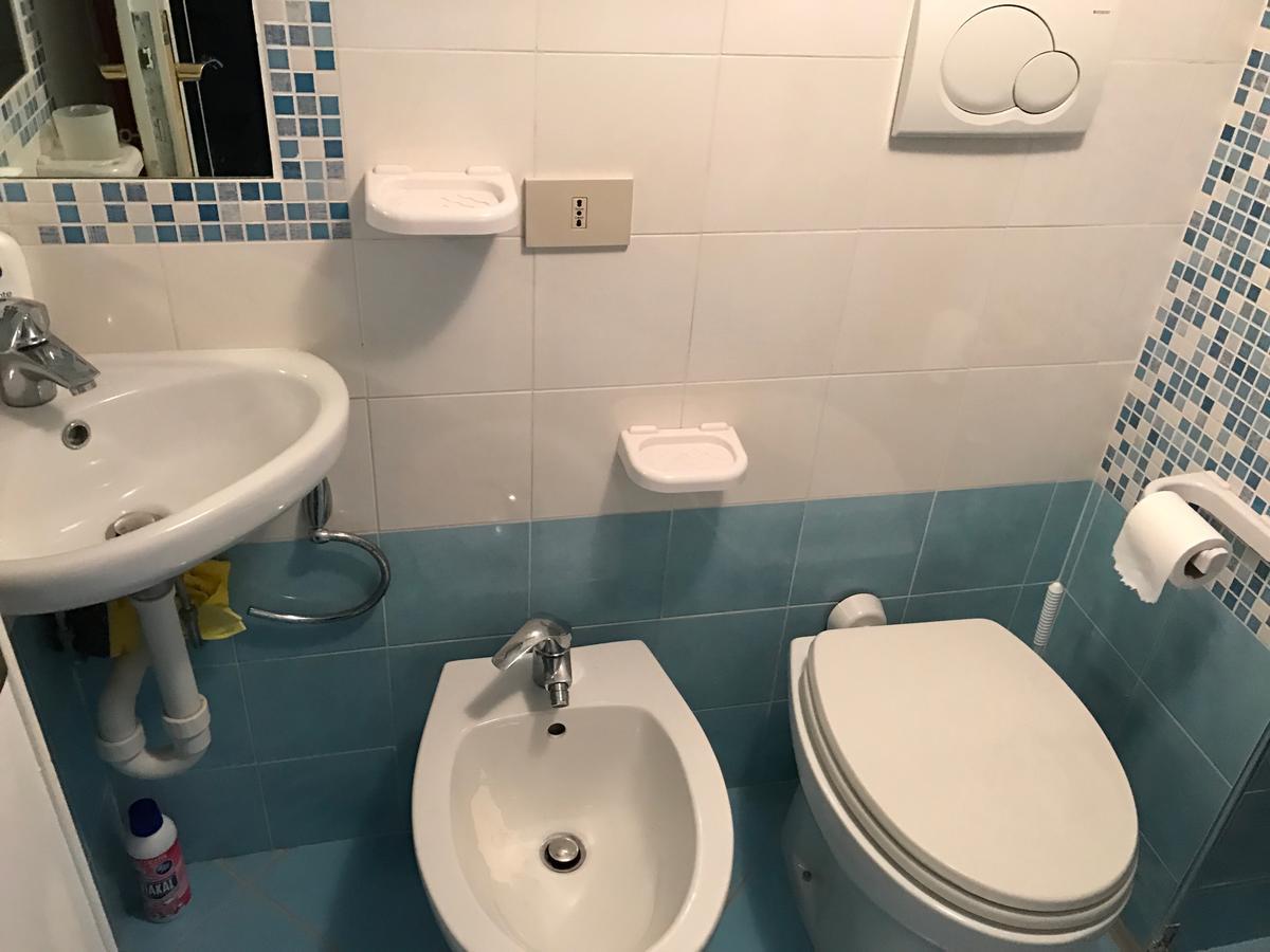 Flat Low Cost Sperlonga Luaran gambar